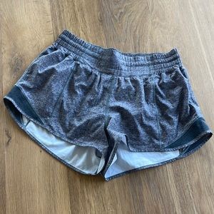 Lululemon Hotty Hot High-Rise Lined Short 2.5"